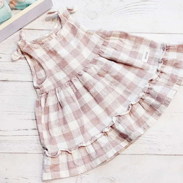 Vestido tela cuadrillé café claro 3-6 meses Marca Newbie Estado Casi tiki