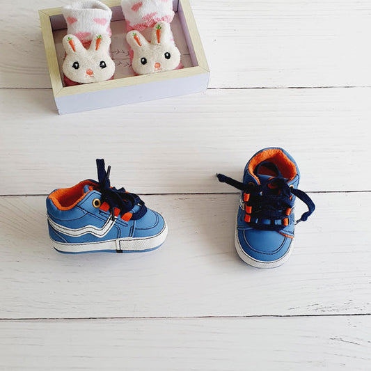 Zapatilla blanda Cuerina Azul Marca Colloky 0-3 M Estado Tiki taka