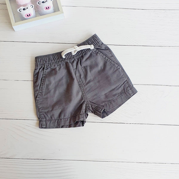 Short Tela Gris Marca Cherokee 9 M Estado Tiki taka