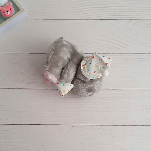 Peluche Peludo Blanco Marca Mediano M (15 cm) Estado Casi tiki
