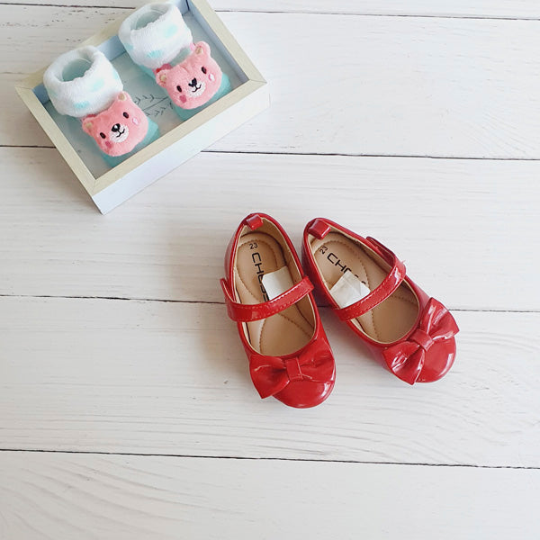 Zapato duro Charol Rojo Marca Chess 23 Estado Tiki taka