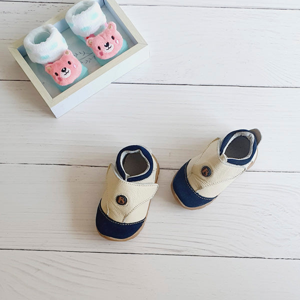 Zapato duro Cuerina Beige Marca Otra 19 Estado Nuevo