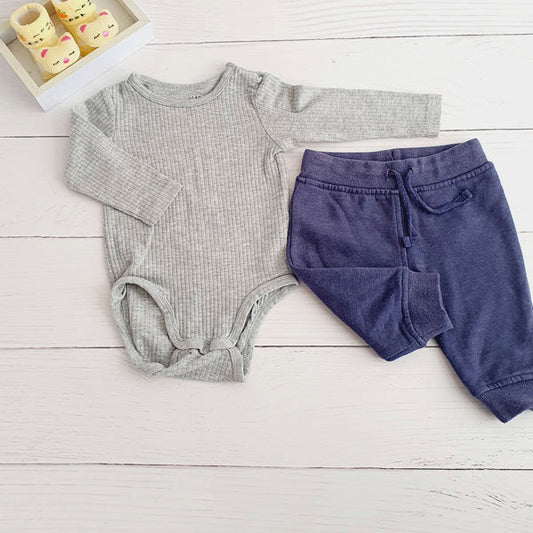 Pack Algodón Multicolor Marca Otra 3-6 M Estado Casi tiki