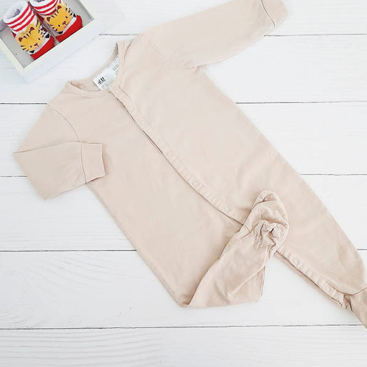 Osito Algodón Beige Marca Hym 6-9 M Estado Tiki taka