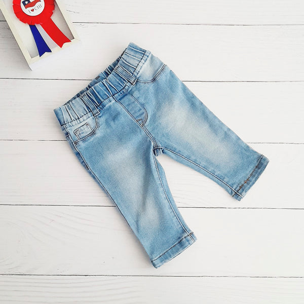 Pantalón Algodón Celeste Marca Yamp! 6 M Estado Casi tiki