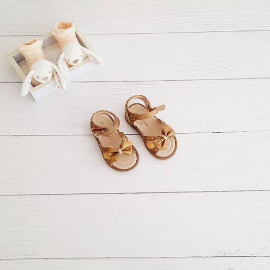 Sandalia dura Cuerina Café Marca Limonada 19 Estado Casi tiki