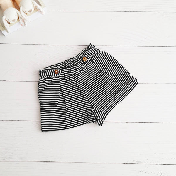 Short Algodón Rayas Marca Baby harvest 6-9 M Estado Casi tiki