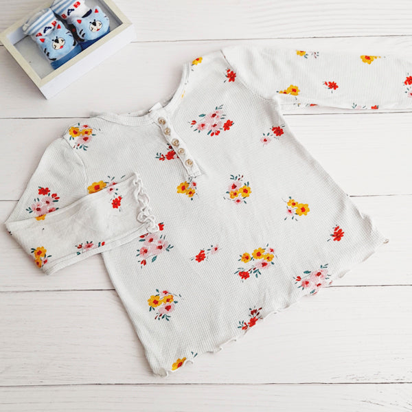 Polera Algodón Diseños Marca Old Navy 4 A Estado Casi tiki