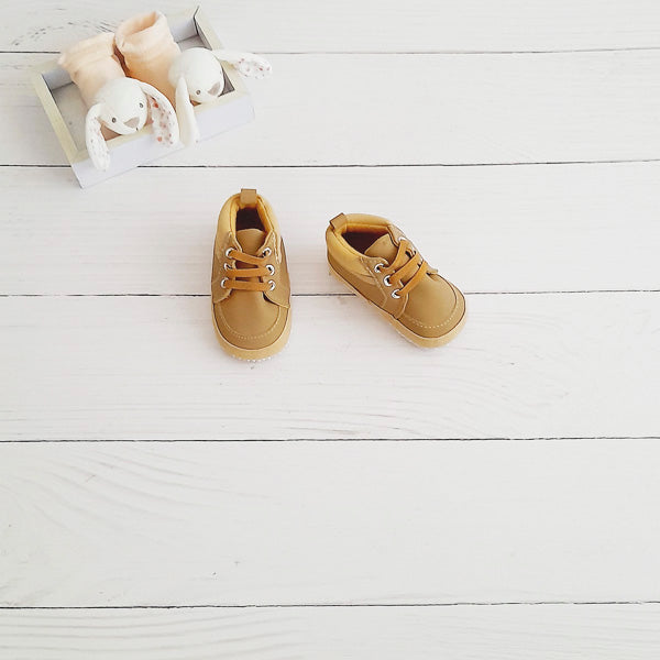 Botín blando Cuerina Café Marca Urb 18 Estado Casi tiki