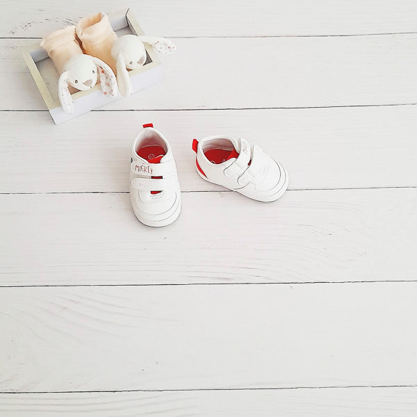 Zapatilla blanda Cuerina Diseños Marca Disney 17 Estado Casi tiki