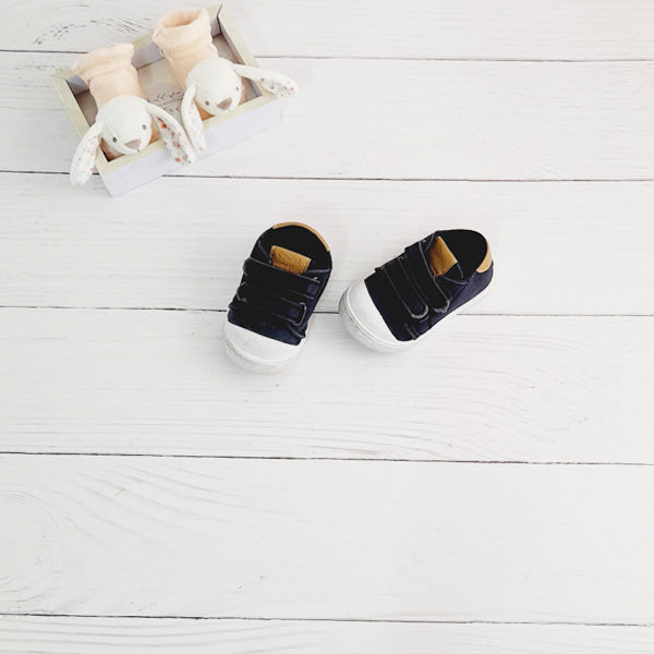 Zapatilla dura Lona Azul Marca Opaline 19 Estado Casi tiki