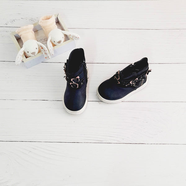 Botín duro Cuerina Diseños Marca Otra 22 Estado Casi tiki