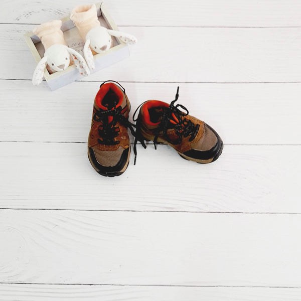 Zapatilla dura Cuerina Café Marca Otra 22 Estado Casi tiki