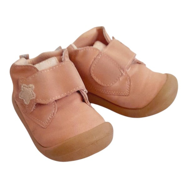 Zapato duro Cuerina Palorosa Marca Colloky 18 Estado Casi tiki