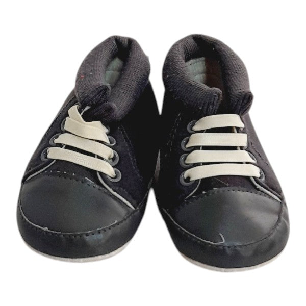 Zapatilla blanda Tela Gris Marca Urb 19 Estado Tiki taka