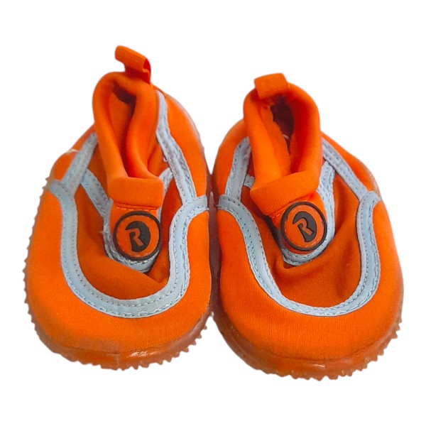 Zapatilla blanda Goma Naranja Marca Otra 21 Estado Casi tiki
