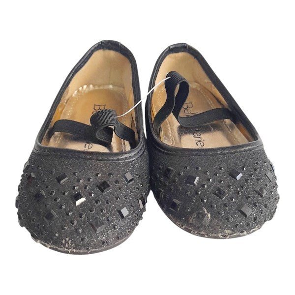 Zapatilla dura Cuerina Negro Marca Otra 23 Estado Casi tiki