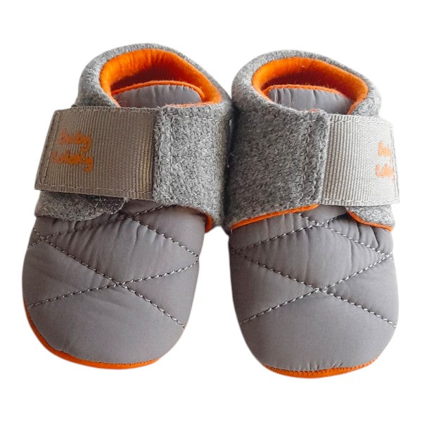 Zapatilla blanda Gamuza Gris Marca Colloky 14 Estado Tiki taka