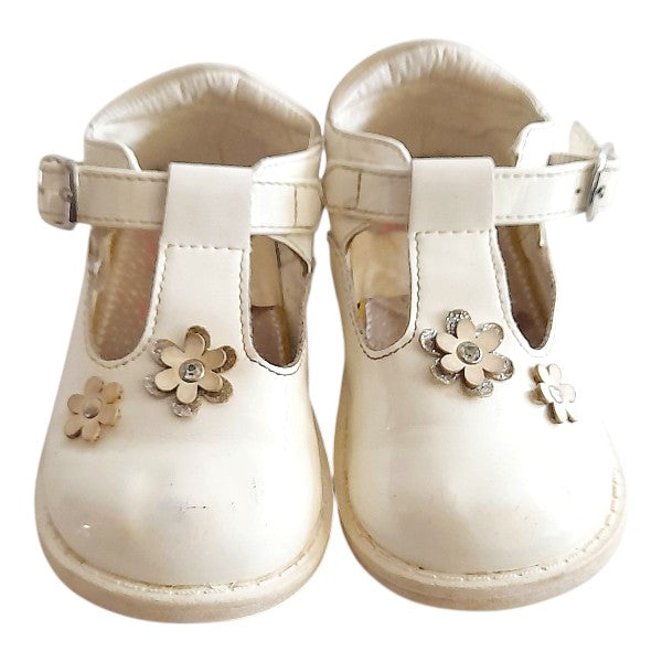 Zapato duro Cuerina Blanco Marca Otra 22 Estado Casi tiki