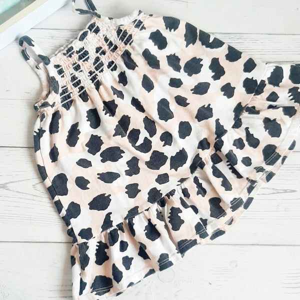 Vestido Vestido algodón diseño animal print 12 meses Marca Genérica Estado Casi tiki UB0026