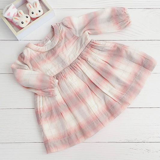 Vestido algodón cuadrillé c/dorados talla 6-12 M Marca Gap Estado Tiki taka