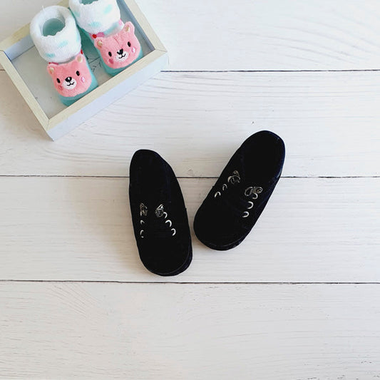 Zapatilla blanda Gamuza Negro Marca Otra 19 Estado Casi tiki