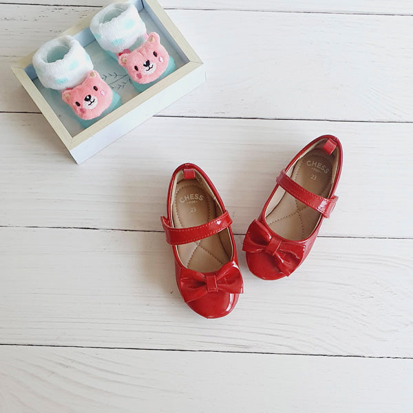 Zapato duro Charol Rojo Marca Chess 23 Estado Tiki taka