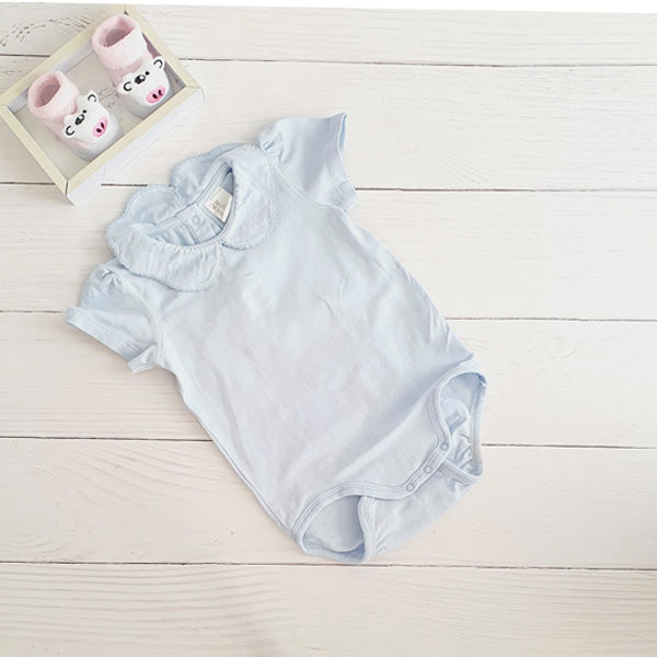Body Algodón Celeste Marca Hym 12-18 M Estado Tiki taka