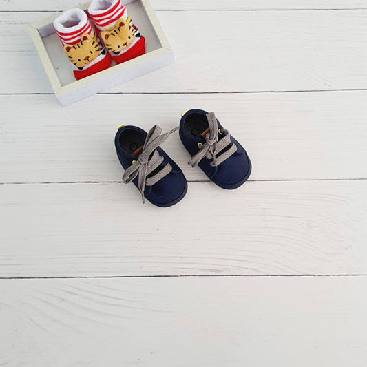 Zapato blando Cuerina Azul Marca Colloky 16 Estado Tiki taka