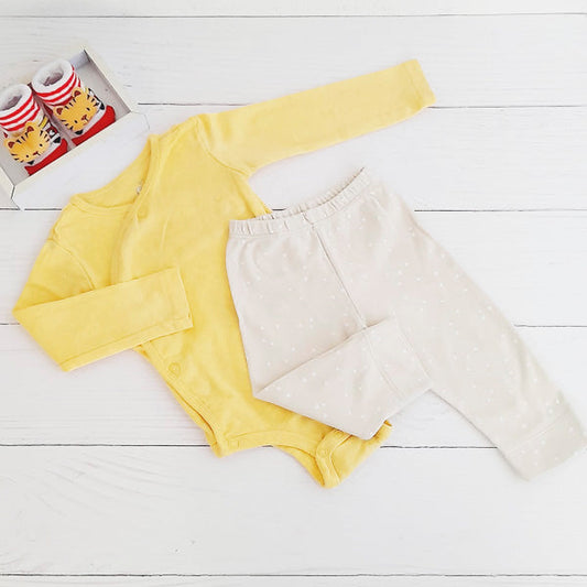 Pack Algodón Multicolor Marca Otra 6-9 M Estado Casi tiki