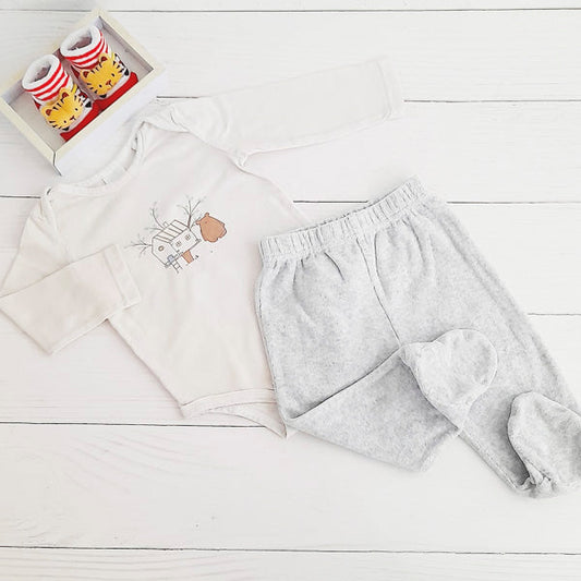 Pack Algodón Multicolor Marca Baby harvest 6-9 M Estado Casi tiki