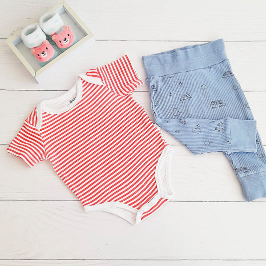 Pack Algodón Multicolor Marca Baby harvest 3-6 M Estado Casi tiki