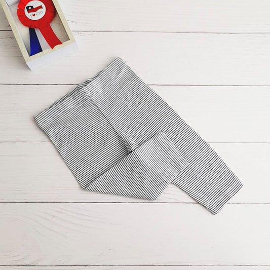 Calza Algodón Rayas Marca Next baby 12-18 M Estado Tiki taka