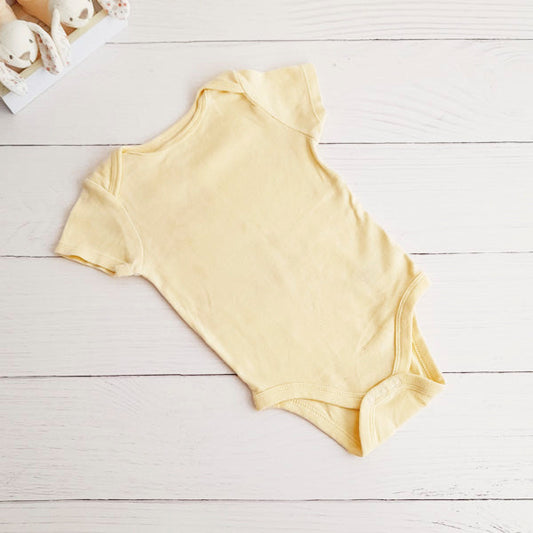 Body Algodón Amarillo Marca Otra 6-9 M Estado Tiki taka