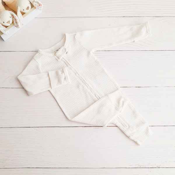 Osito Algodón Blanco Marca Carter's RN Estado Casi tiki