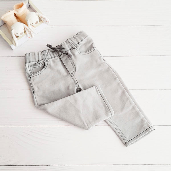 Pantalón Algodón Gris Marca Yamp! 12 M Estado Casi tiki