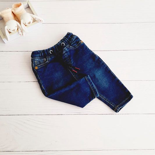 Jeans Mezclilla Azul Marca All basics 6 M Estado Tiki taka