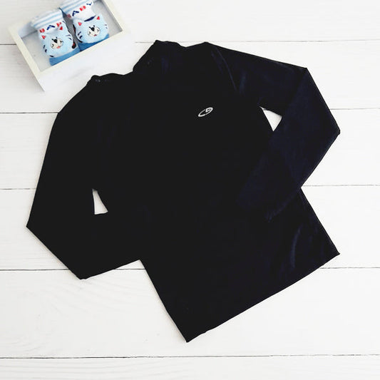 Polera Poliéster Negro Marca Otra 6 A Estado Casi tiki