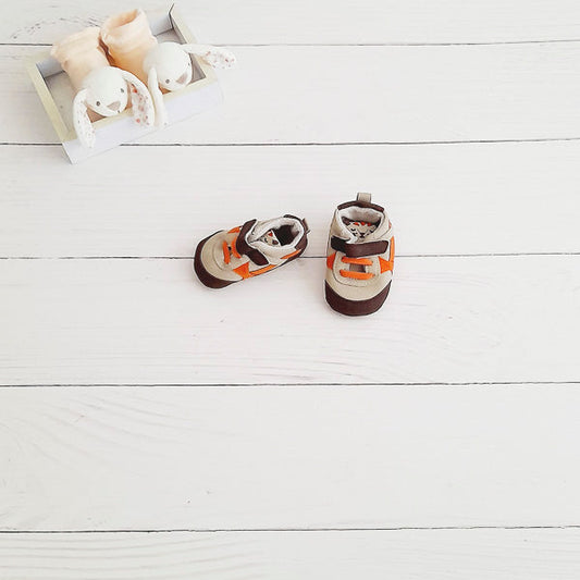 Zapatilla blanda Cuerina Multicolor Marca Pillin 0-3 M Estado Tiki taka