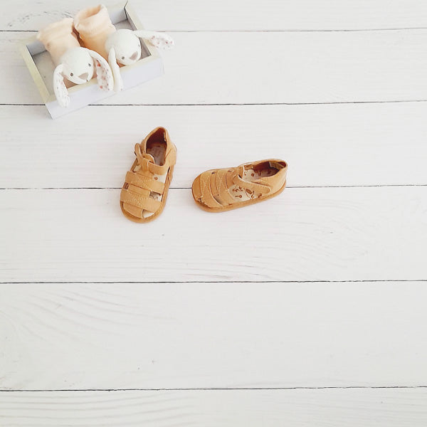 Sandalia blanda Lona Beige Marca Colloky 16 Estado Tiki taka