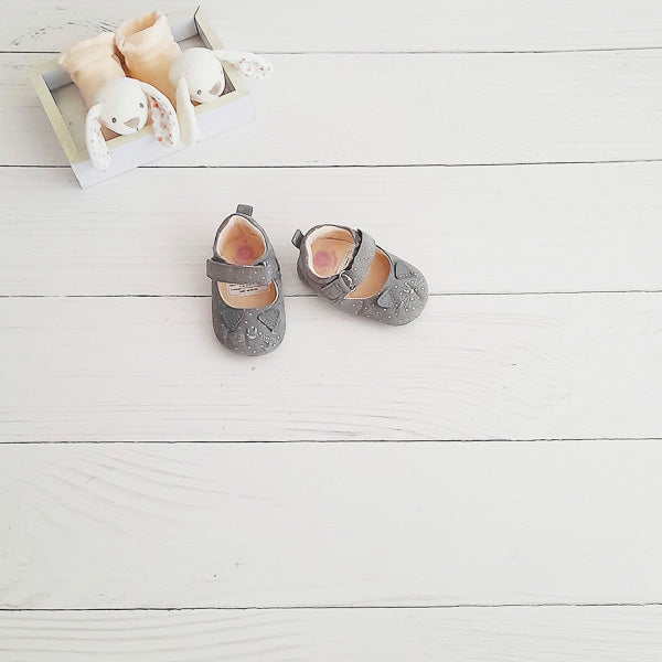 Zapato blando Cuerina Gris Marca Colloky 16 Estado Casi tiki