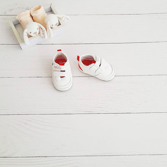 Zapatilla blanda Cuerina Diseños Marca Disney 17 Estado Casi tiki