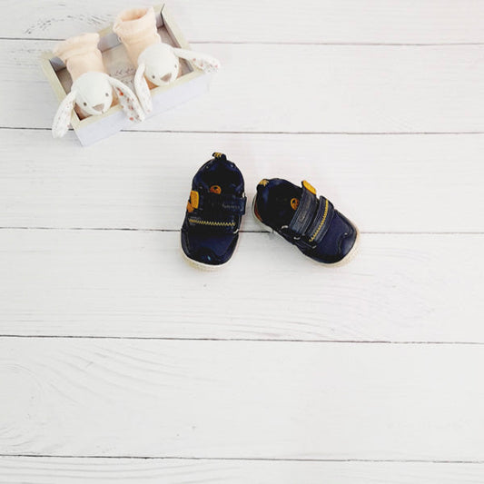 Zapato duro Cuerina Azul Marca Bubble gummers 18 Estado Casi tiki