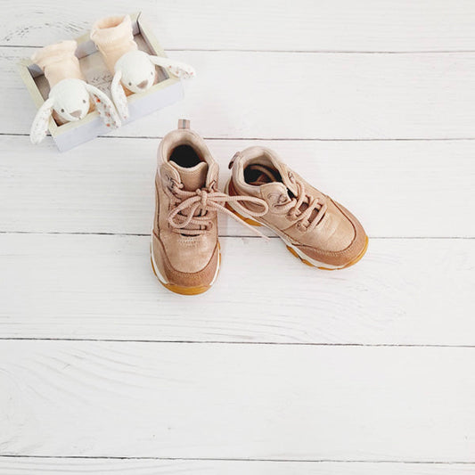 Botín duro Cuerina Palorosa Marca Colloky 24 Estado Casi tiki