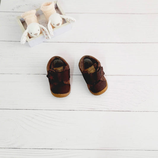 Zapato duro Cuerina Café Marca Colloky 19 Estado Casi tiki