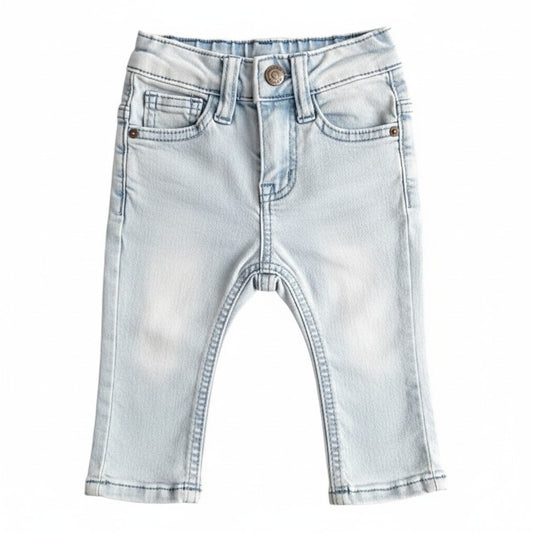 Pantalón Mezclilla Azul Marca Baby harvest 6-9 M Estado Tiki taka
