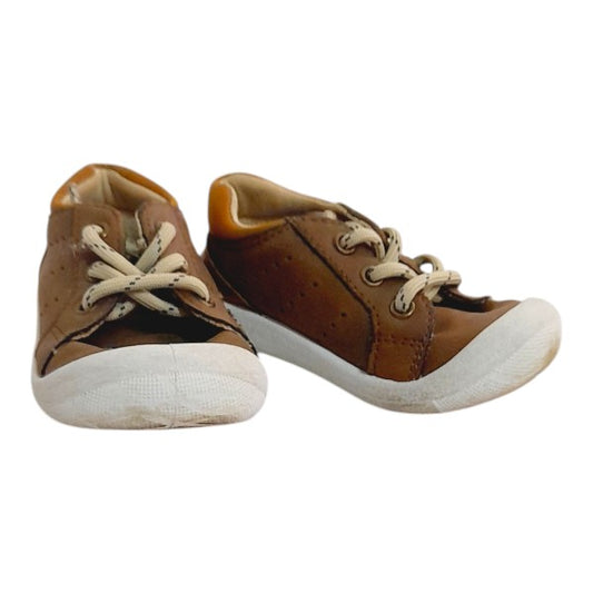 Zapato duro Cuerina Café Marca Otra 19 Estado Casi tiki