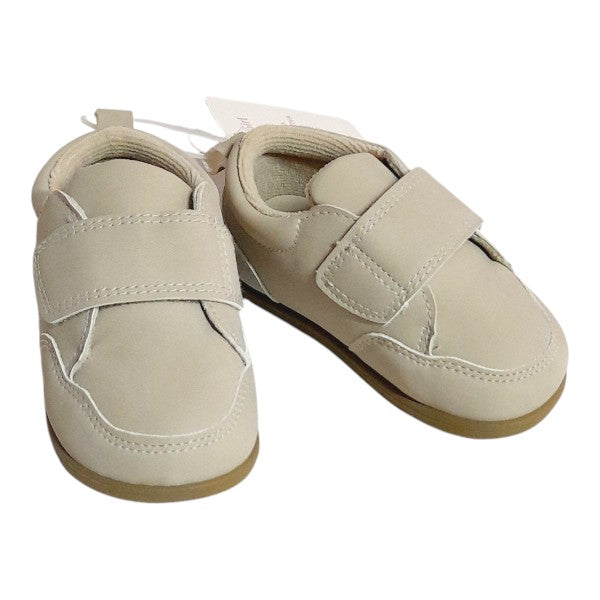 Zapato duro Cuerina Crema Marca Boulevard 20 Estado Tiki taka