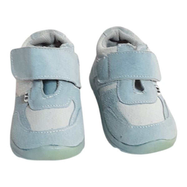 Zapato duro Gamuza Celeste Marca Otra 21 Estado Tiki taka