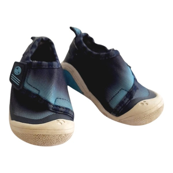 Zapato duro Tela Azul Marca Otra 13 Estado Casi tiki